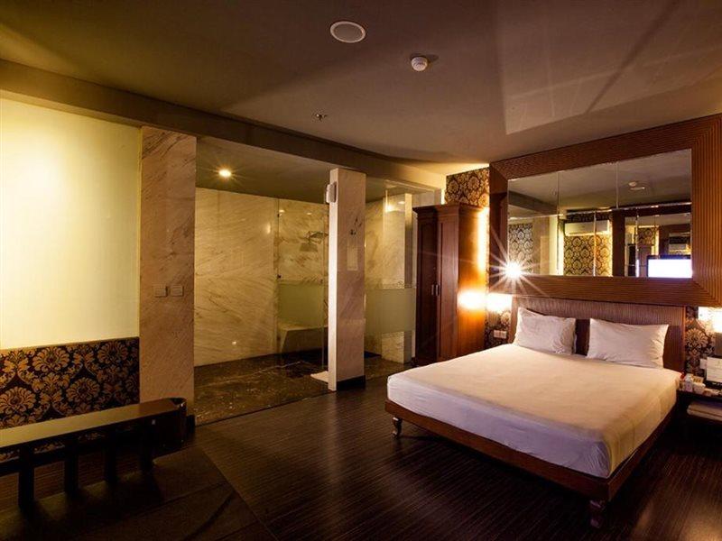 108 Hotel By Him Τζακάρτα Εξωτερικό φωτογραφία